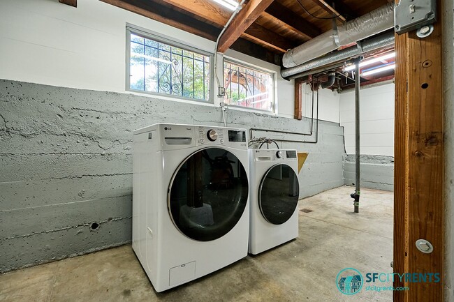 Building Photo - Castro: Single Family Home in the Heart of the Castro w/ Yard & Garage