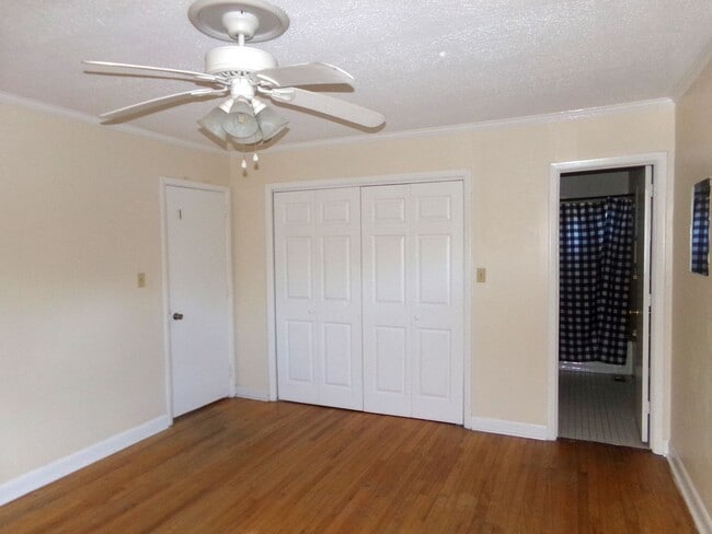 Building Photo - Home in Morehead City