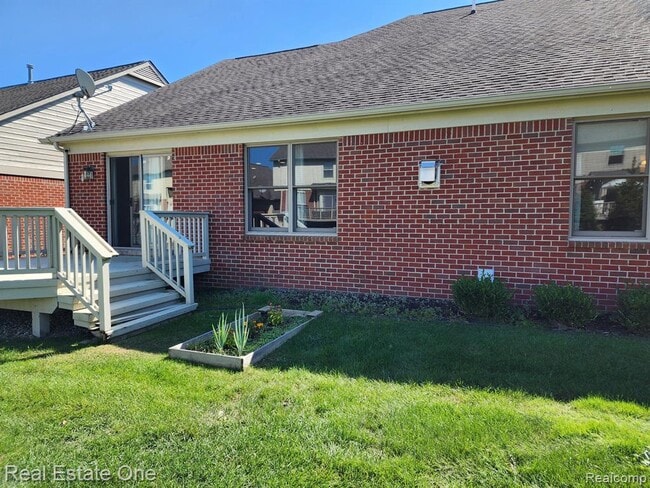 Building Photo - 41568 Thoreau Ridge