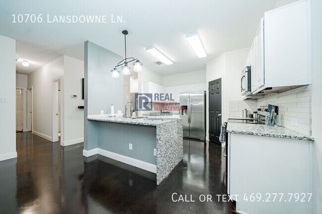 Building Photo - 10706 Lansdowne Ln