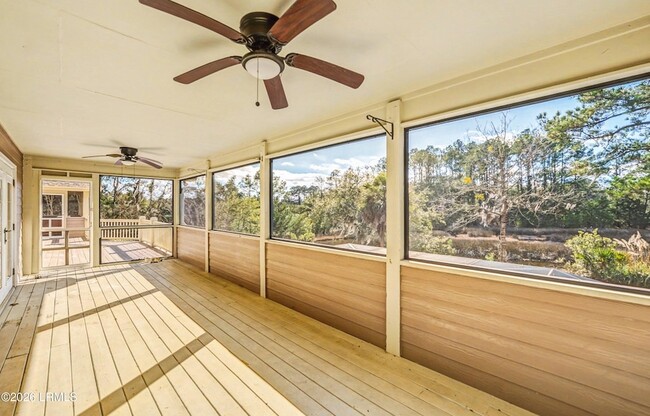 Building Photo - 1812 Dolphin Row Dr