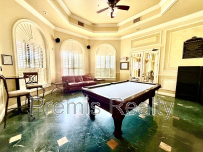 Building Photo - 2713 Via Murano