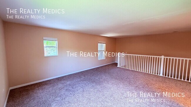 Building Photo - 10263 Malpas Point