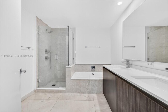 Building Photo - 488 NE 18th St