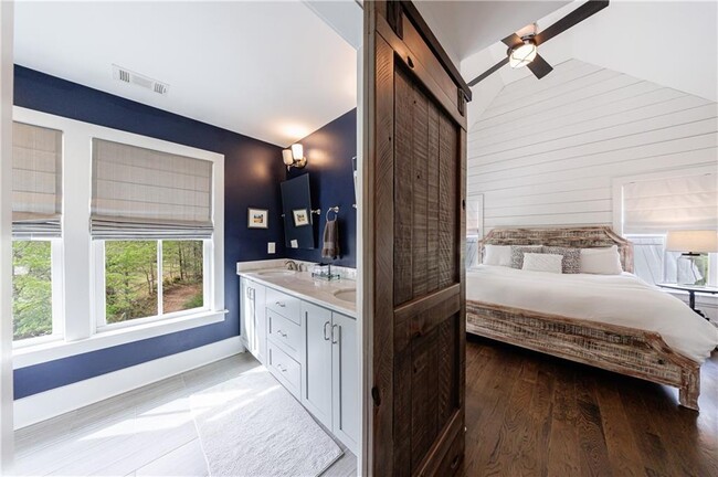 Building Photo - 1000 Loliver Ln