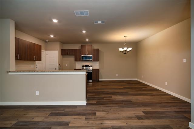 Building Photo - 621 Fallow Dr