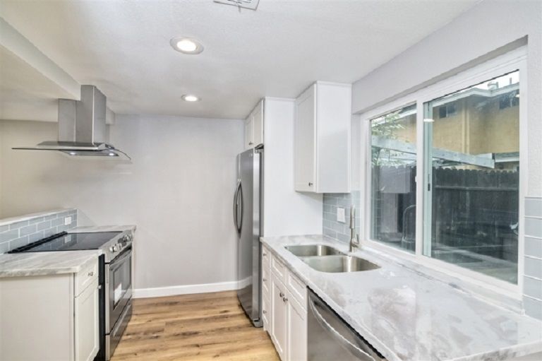 Building Photo - 2520 Wanek Rd