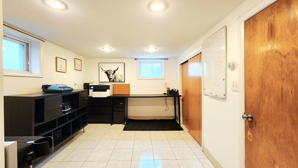 Bedroom 3. Office. - 11 Banta Ave