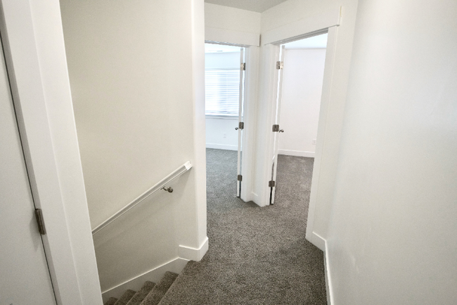 Building Photo - 278 W 700 N