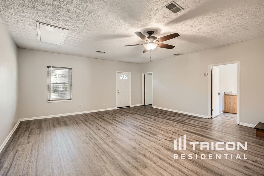 Building Photo - 124 Belair Trail