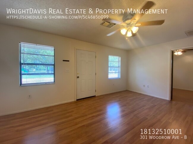 Building Photo - 301 Woodrow Ave