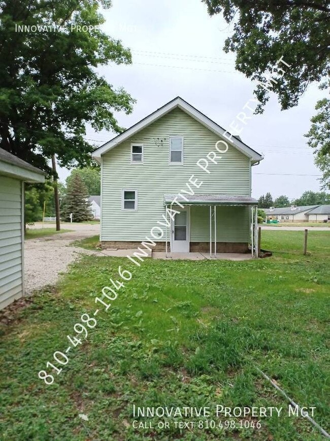 Building Photo - 3030 Center Rd