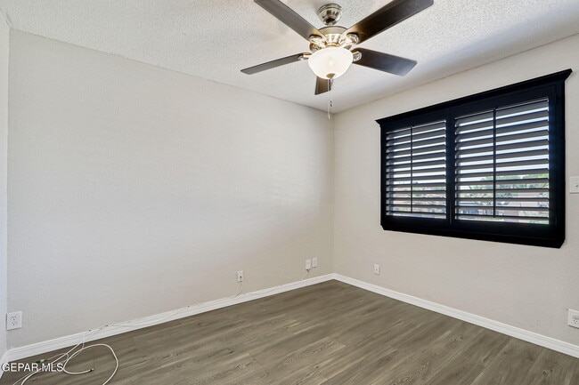 Building Photo - 13913 Golden Mesa Ct