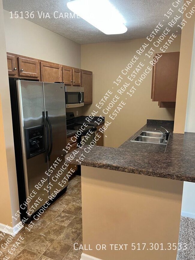 Building Photo - 2-BDR 2-BTH Condo in DeWitt - Pet Friendly