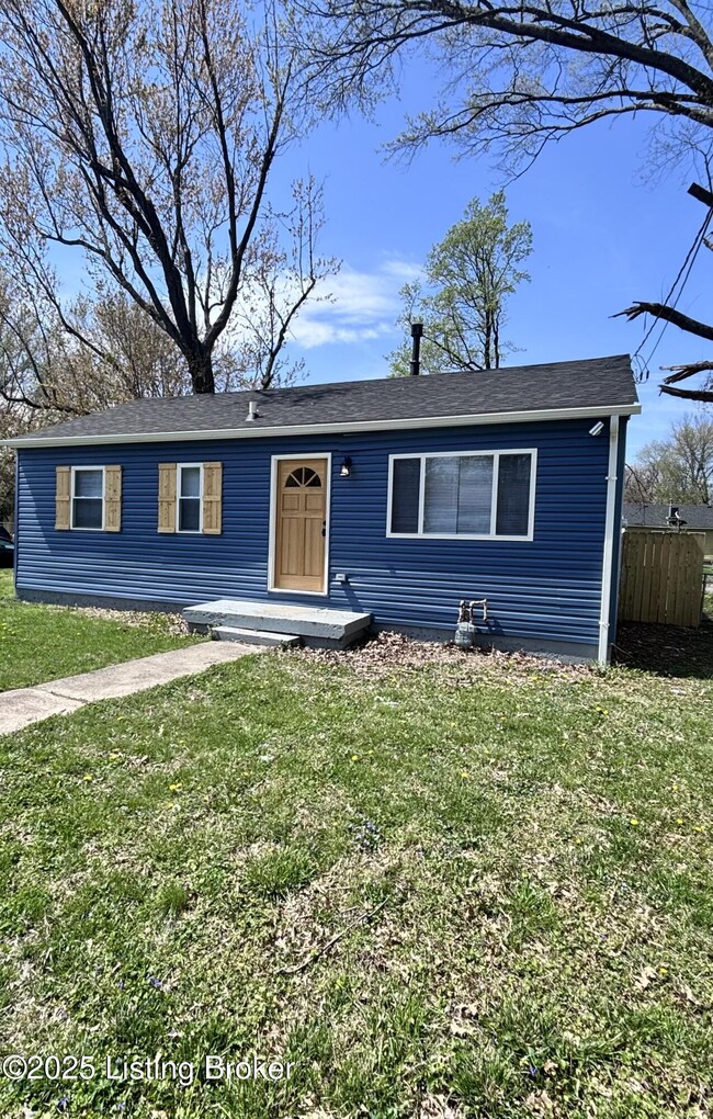 Building Photo - 300 N 36th St