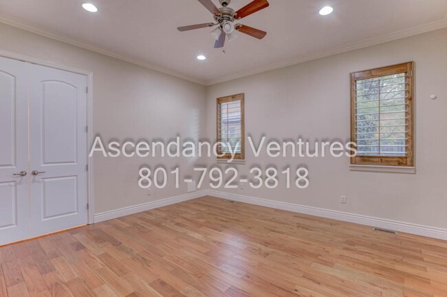 Building Photo - 629 Holly Haven Cir