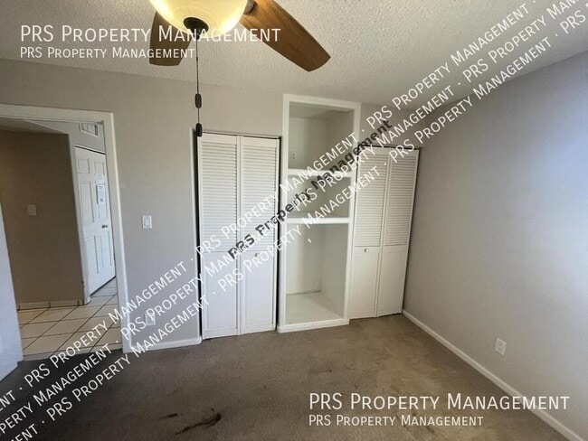 Building Photo - 2544 W Isabella Ave