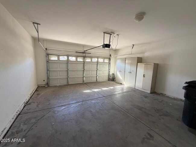 Building Photo - 11422 West Cocopah St