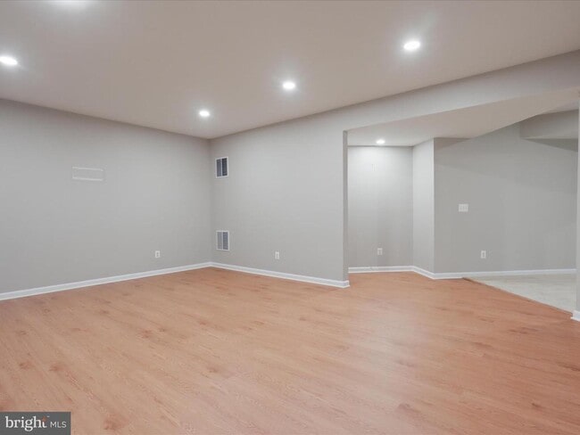 Building Photo - 5638 Kertscher Terrace