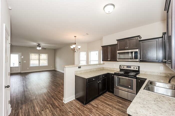 Building Photo - 1029 Allegiance Dr