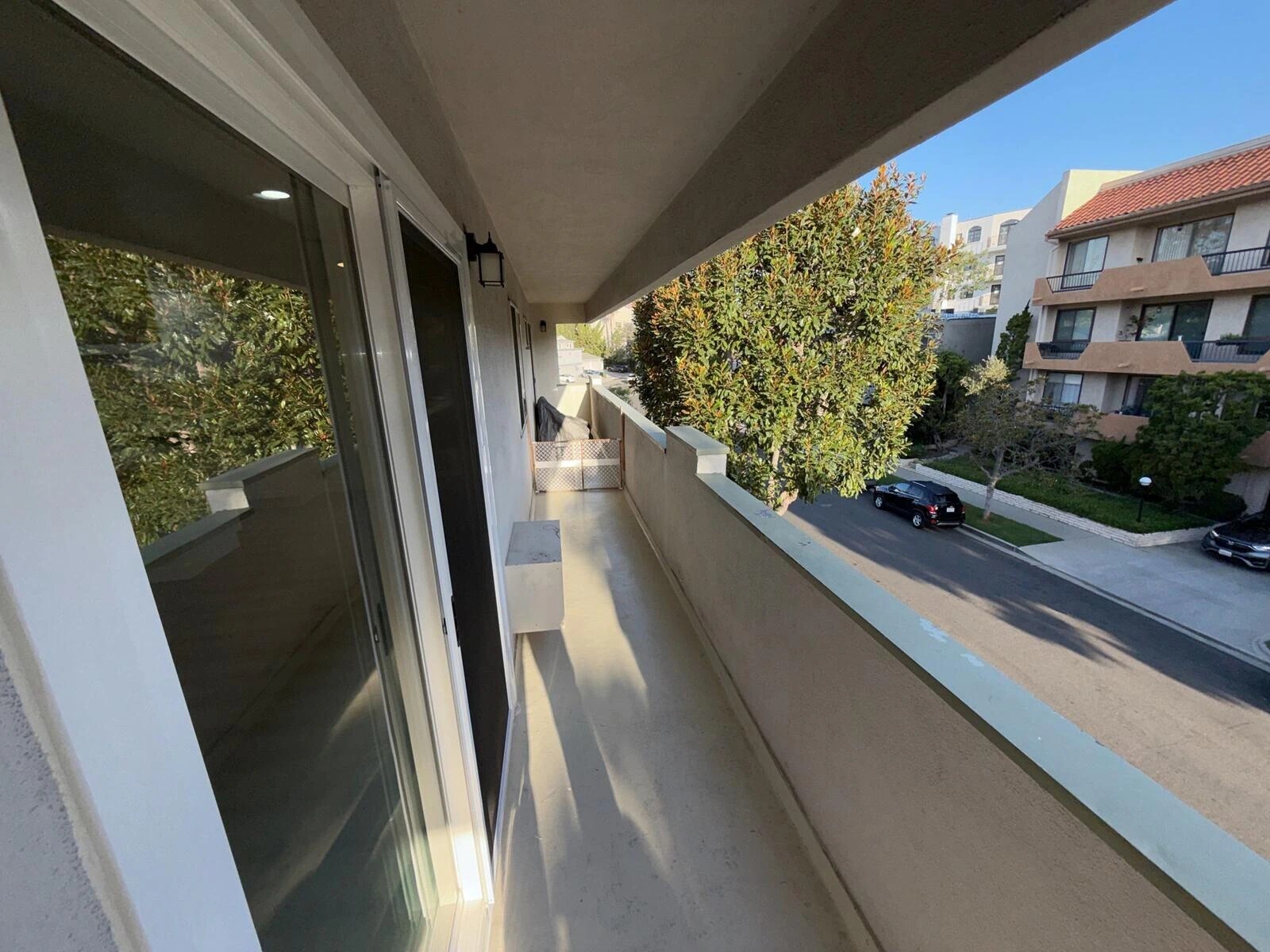 Building Photo - 10674 Holman Ave