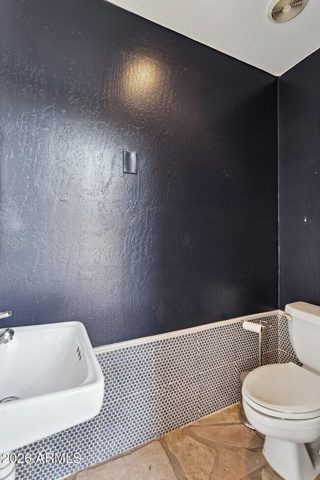 Building Photo - 9267 E Diamond Rim Dr