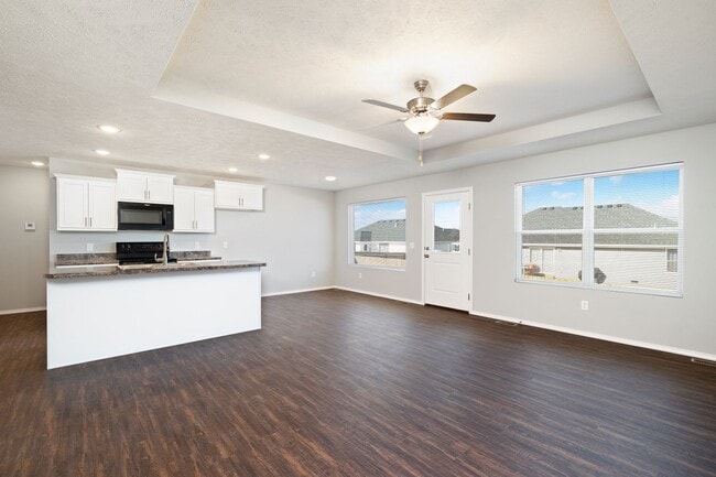 Building Photo - Newly Built 4 Bedroom Rental in Republic!