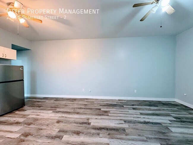 Building Photo - 2353 E Somerset St