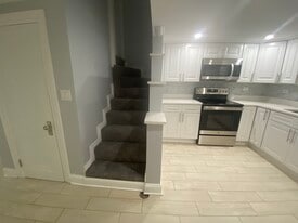 Building Photo - 6079 N Albany Ave