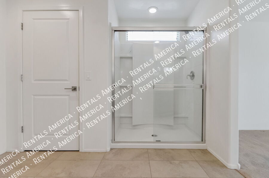 Building Photo - 7433 Via Casa Elegante