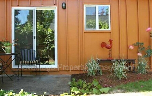 Building Photo - 1250 NW 23rd St