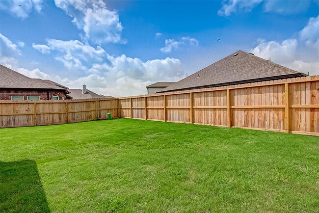 Building Photo - 2323 Green Kale Dr