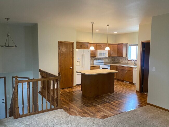 Building Photo - 4742 50th Ave S