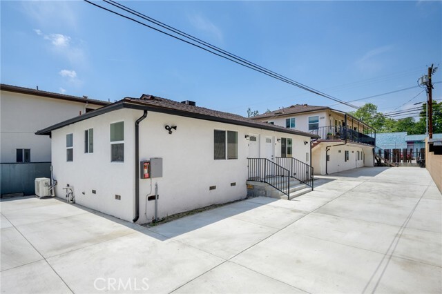 Primary Photo - 1007 W Angeleno Ave