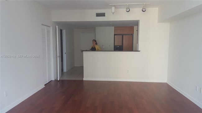 Building Photo - 335 S Biscayne Blvd