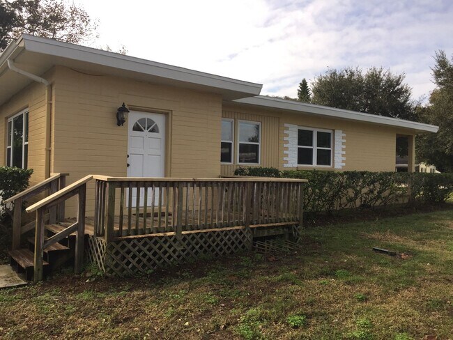 Building Photo - Spacious 3-Bedroom Home in Rio Vista - One...