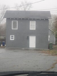 Building Photo - 1360 Ellis Rd