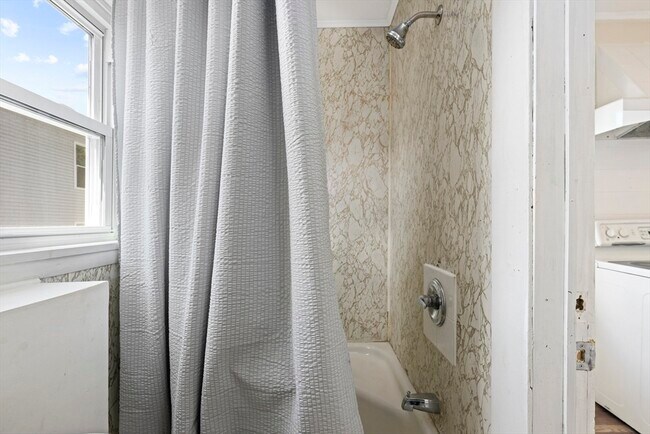 Building Photo - 70 North St