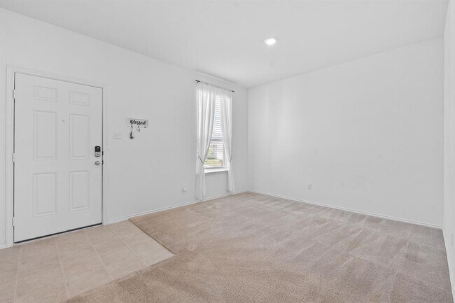 Building Photo - 146 Grace Lilly Dr