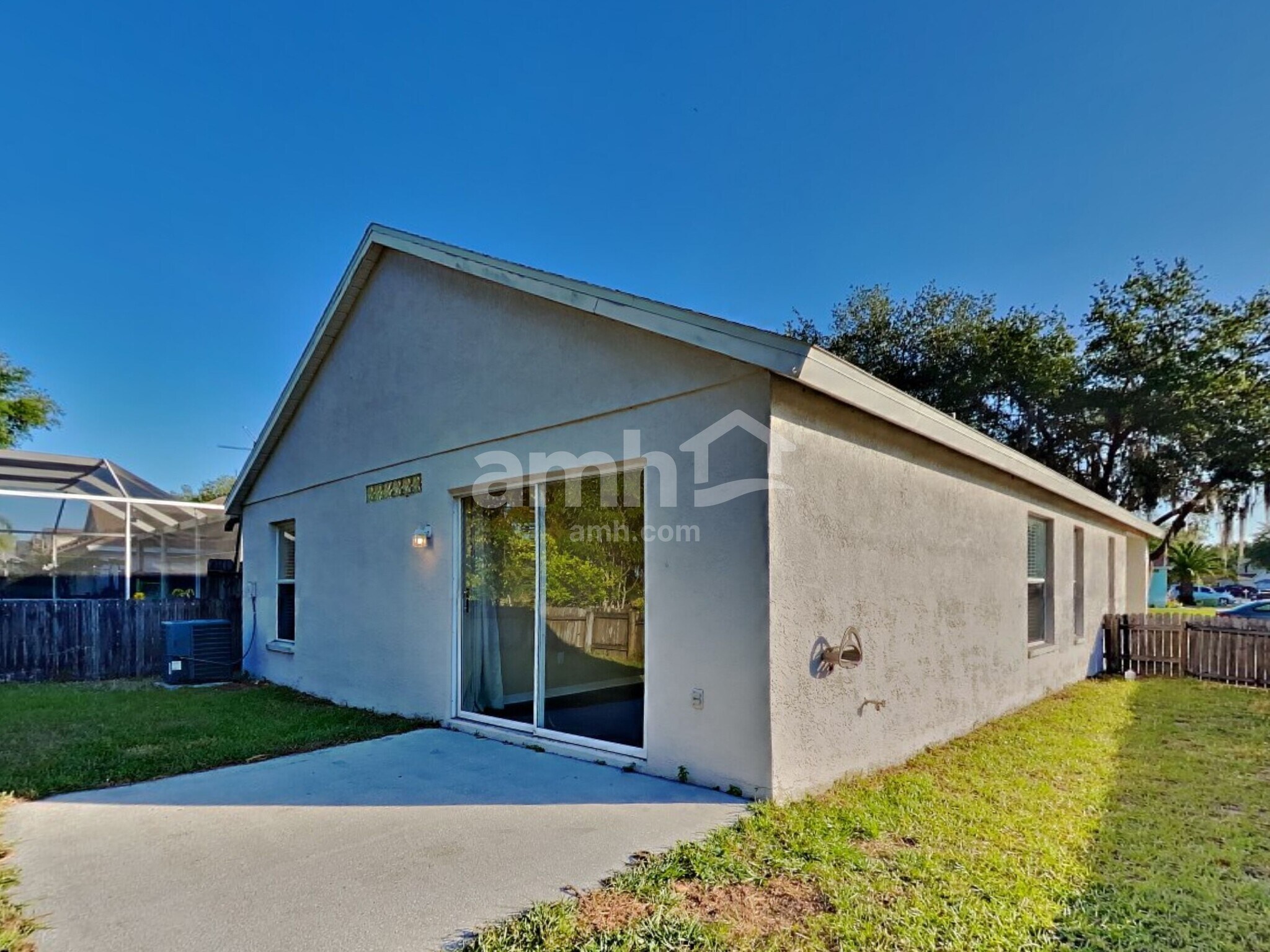 Building Photo - 22747 Saint Thomas Cir