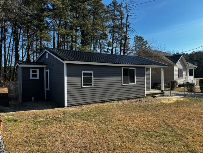 Building Photo - 11249 Orange Rd