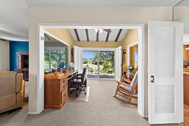 Building Photo - Sweeping Views! Rare and Peaceful 5-home e...