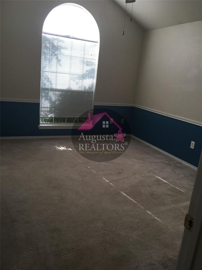 Building Photo - Spacious home in the Wylie district!