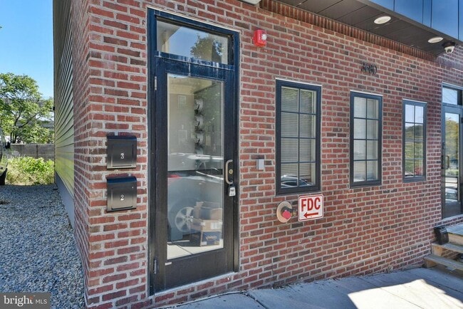 Building Photo - 3680 Indian Queen Ln