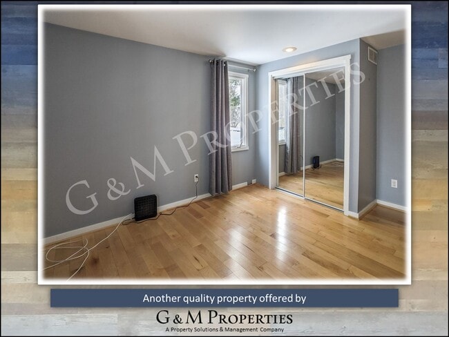 Building Photo - Rarely Available 4-Bedroom House - in Pitt...