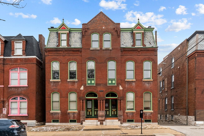 Primary Photo - 2512 S 12th St