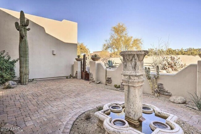 Building Photo - 13639 E Hedgehog Pl