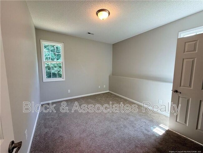 Building Photo - 455 Crusaders Dr