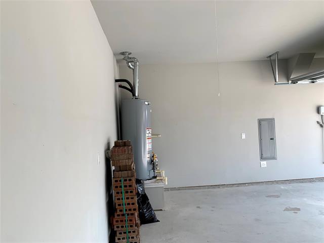 Building Photo - 515 Long Prairie Dr