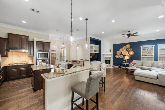 Building Photo - 34 Danby Place